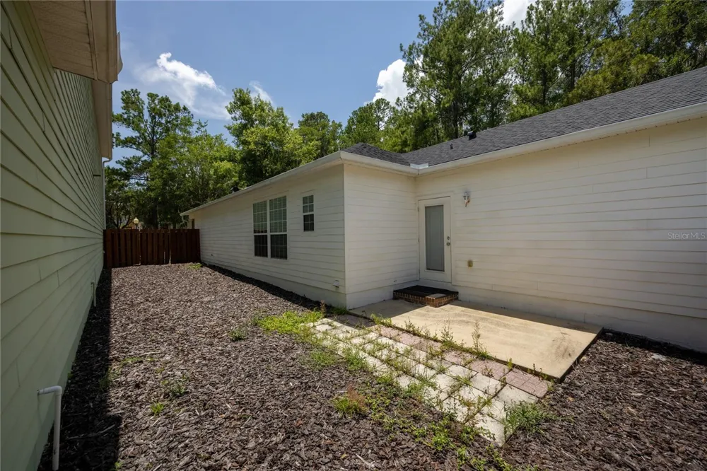 11684 NW 18TH PLACE Gainesville, FL 32606