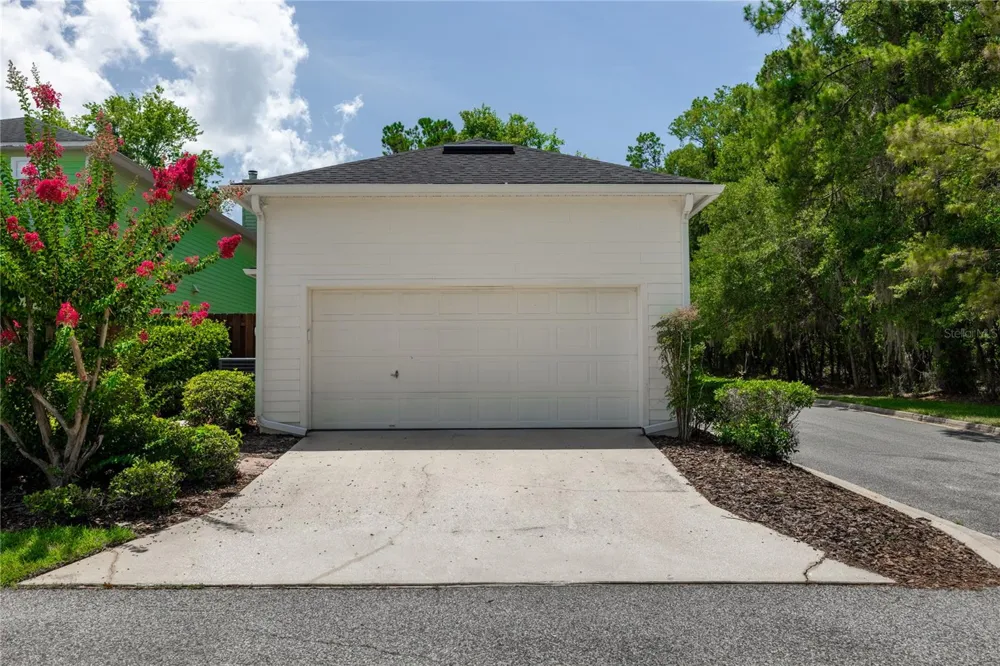 11684 NW 18TH PLACE Gainesville, FL 32606