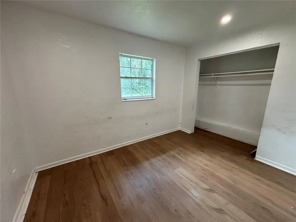 205 S CHANDLER AVENUE Deland, FL 32724