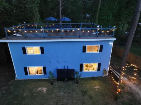 31 Paradise Loop