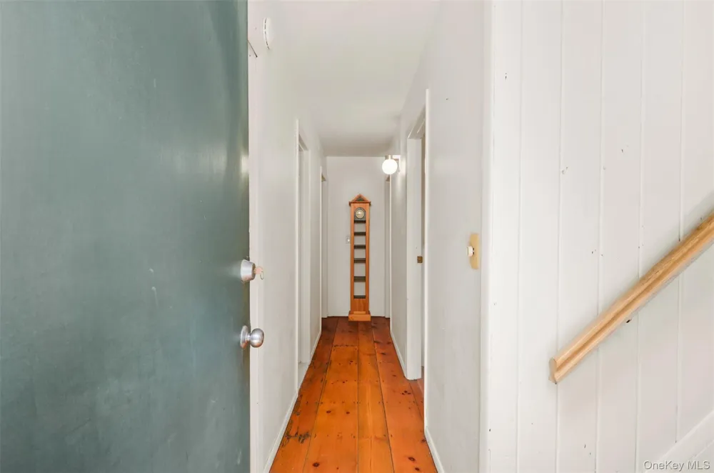 11 Devon Road Amagansett, NY 11930