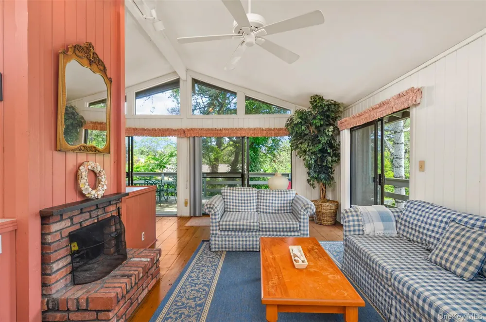 11 Devon Road Amagansett, NY 11930