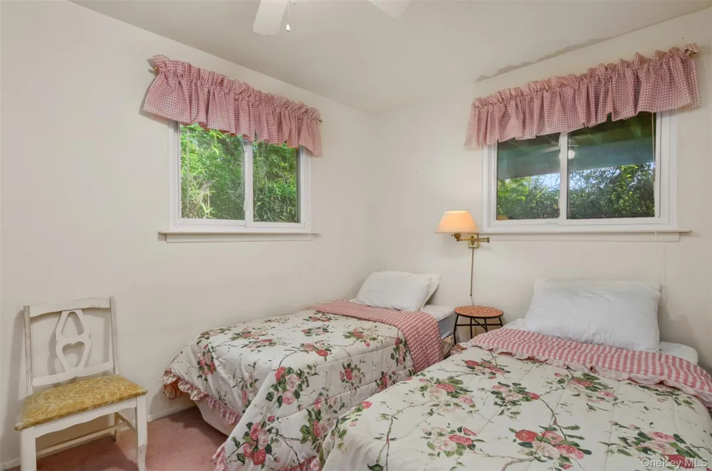 11 Devon Road Amagansett, NY 11930