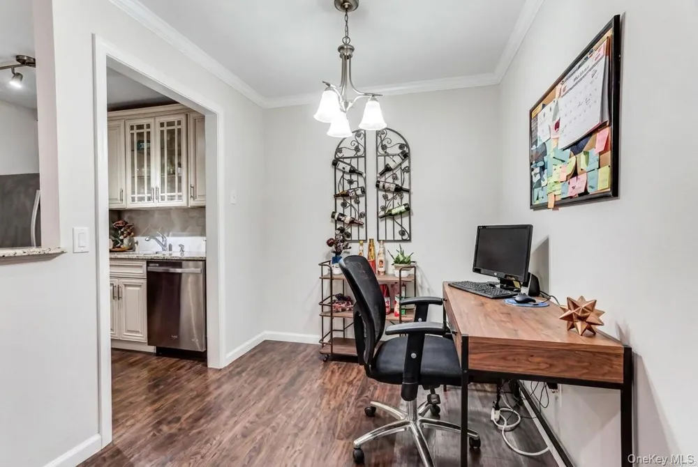 91 Richmond Boulevard #3A Ronkonkoma, NY 11779