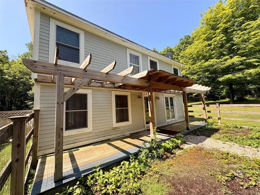 155 Pumpkin Hollow Road Hillsdale, NY 12529