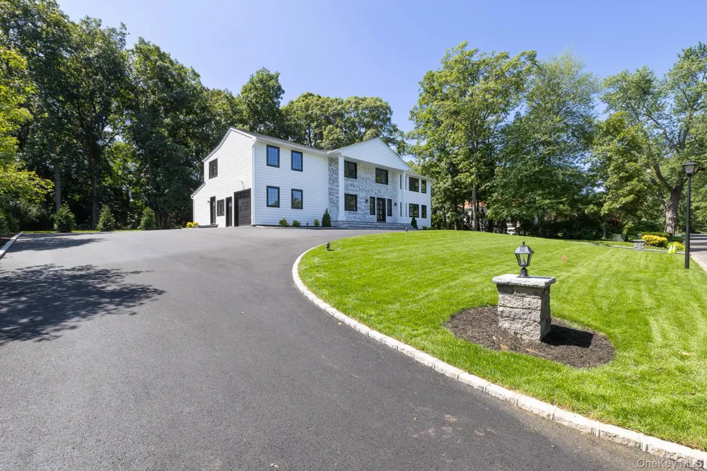 5 Hemingway Drive Dix Hills, NY 11746