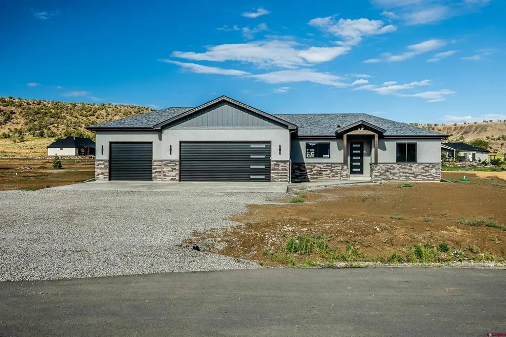 22165 6840 COURT Montrose, CO 81403