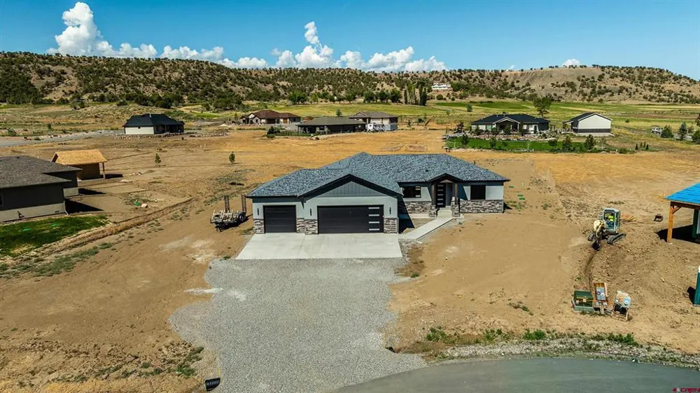 22165 6840 COURT Montrose, CO 81403