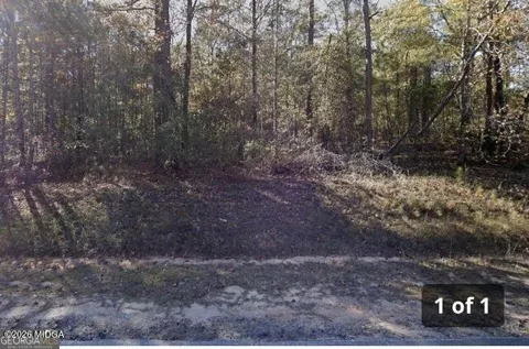 3063 Hamlin Road