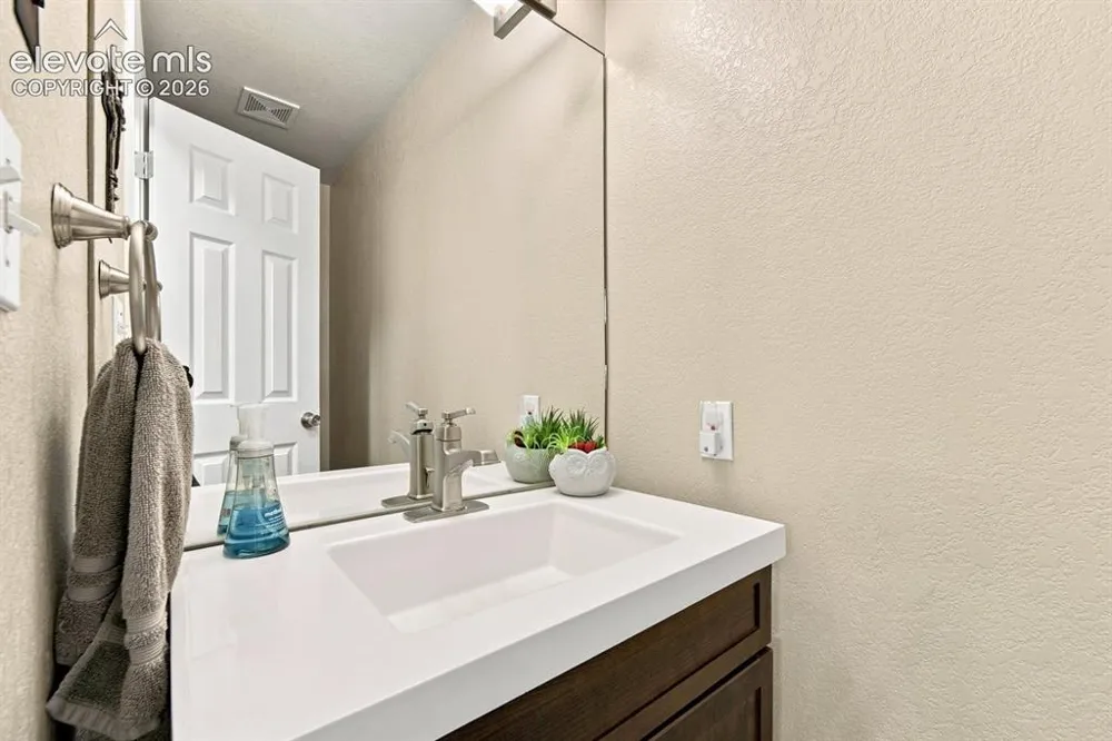 168 Kingsley Avenue Pueblo, CO 81005