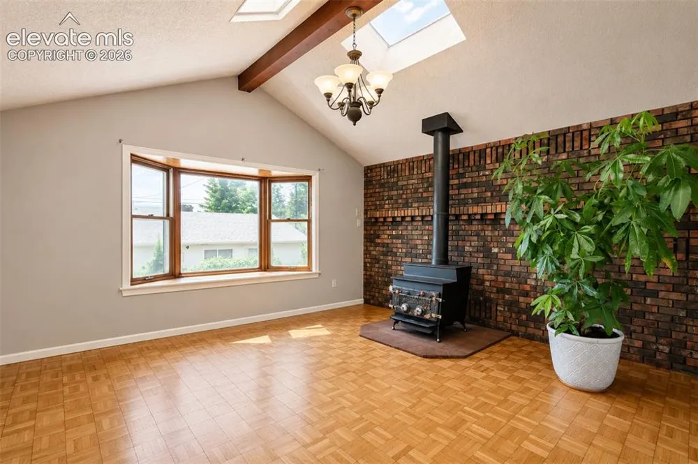 914 Meade Avenue Colorado Springs, CO 80909