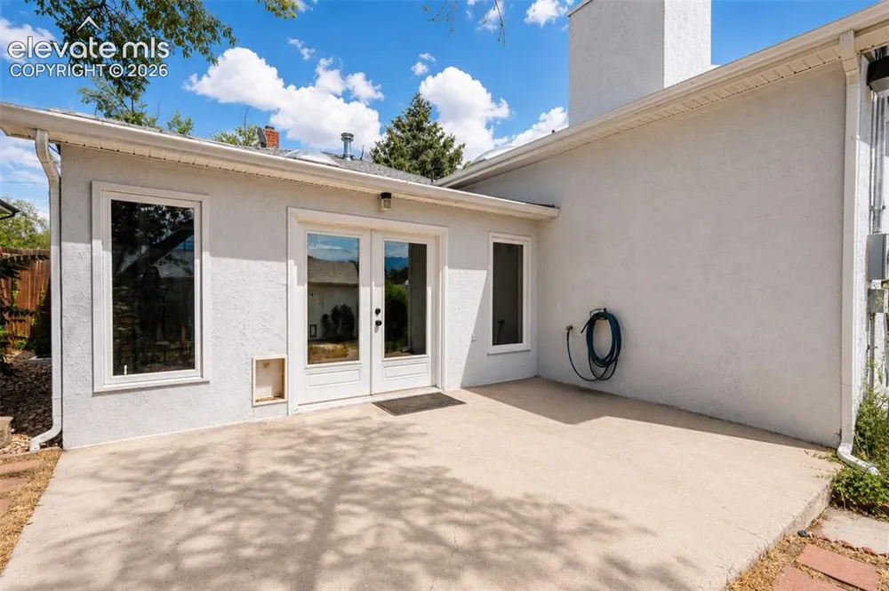 914 Meade Avenue Colorado Springs, CO 80909