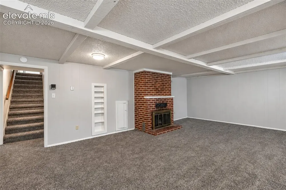 914 Meade Avenue Colorado Springs, CO 80909