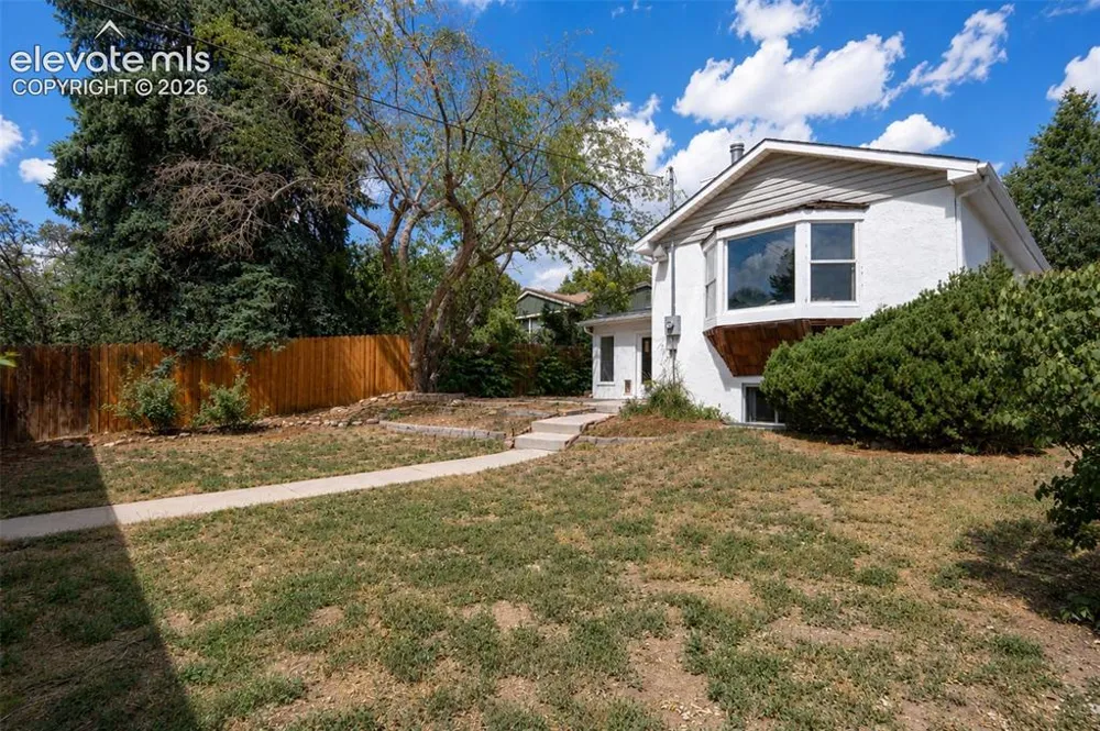 914 Meade Avenue Colorado Springs, CO 80909