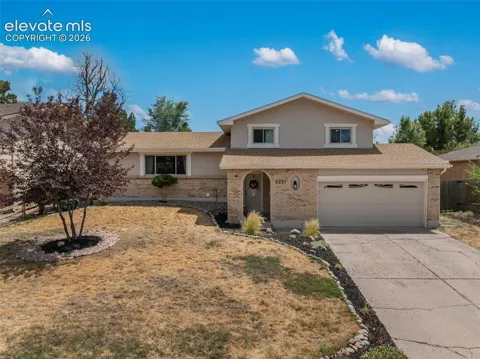 5221 Smokehouse Lane