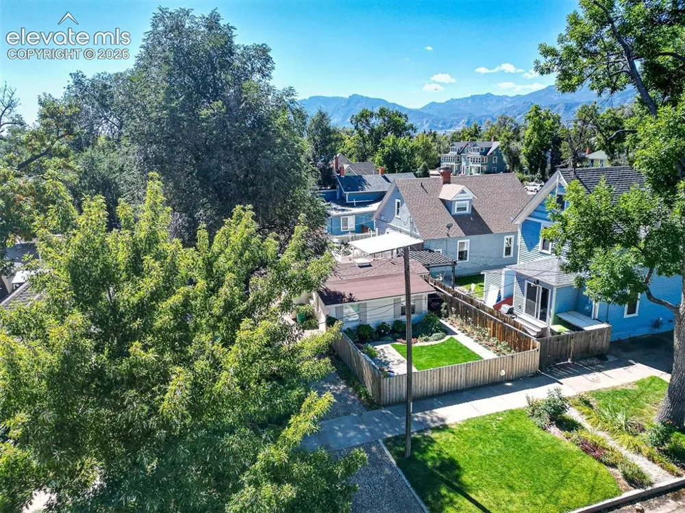 407 E San Rafael Street Colorado Springs, CO 80903