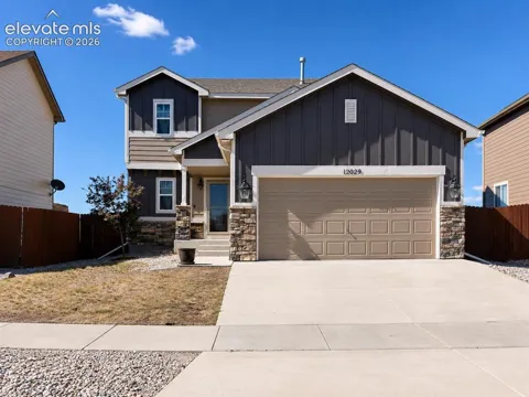 12029 Eagle Crest Court