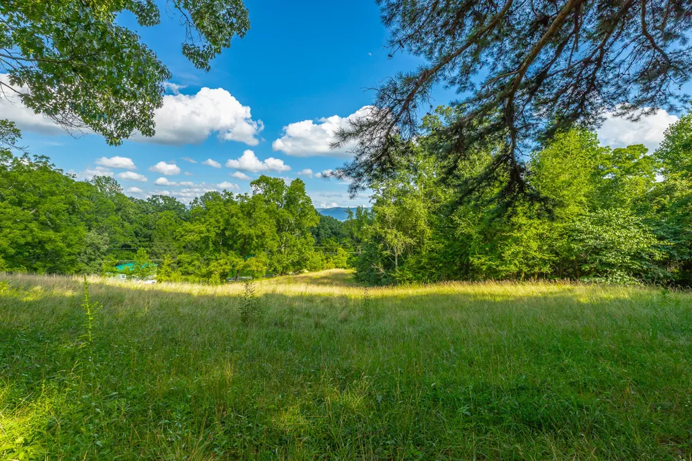 93 Bell Summers Road Pikeville, TN 37367