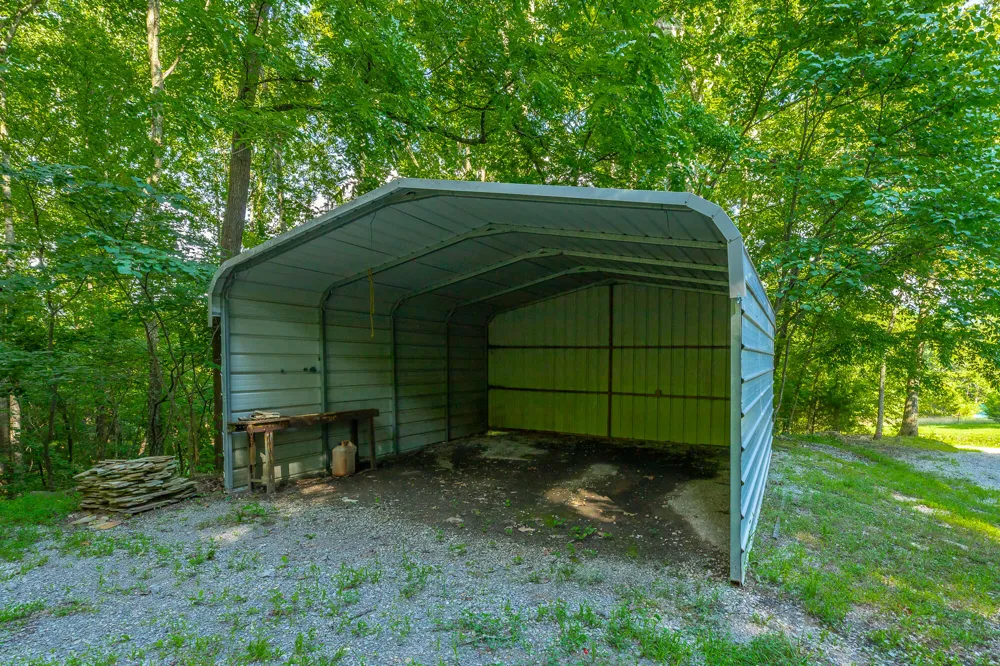 93 Bell Summers Road Pikeville, TN 37367
