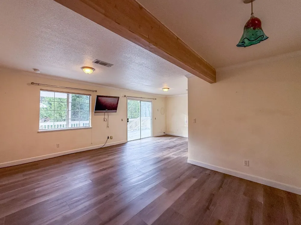 39314 Manzanita Drive Oakhurst, CA 93644