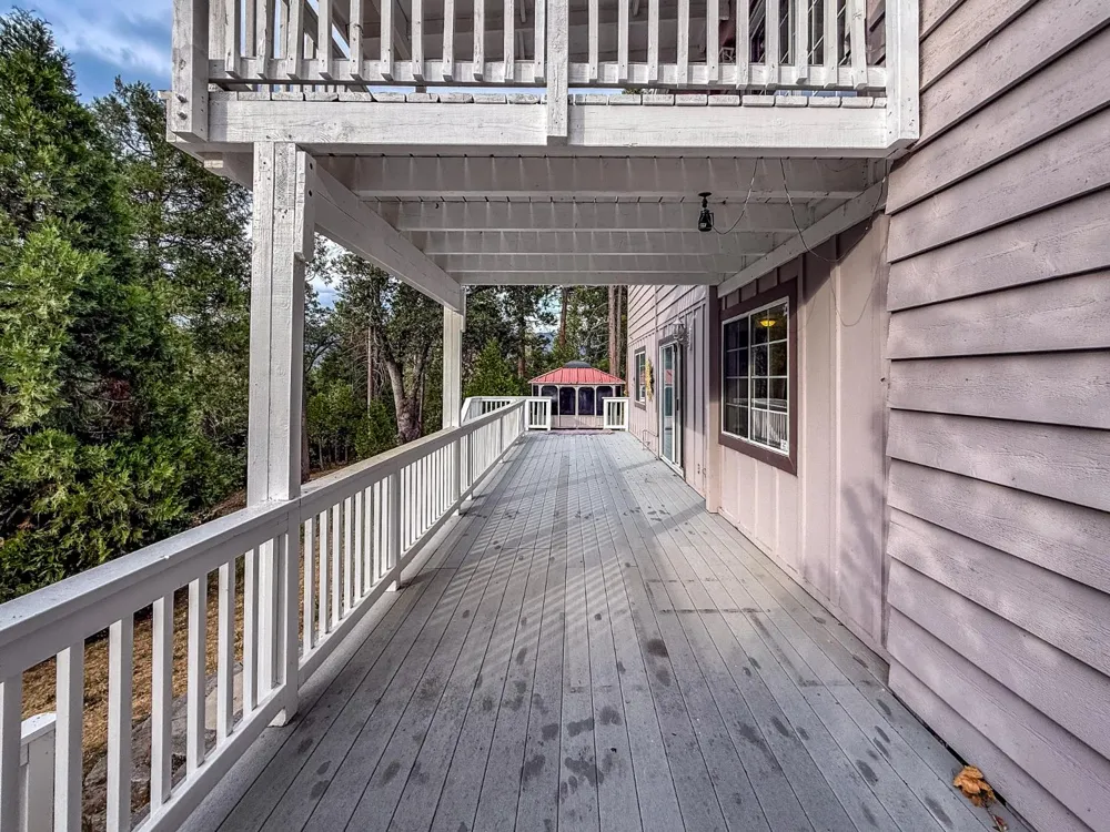 39314 Manzanita Drive Oakhurst, CA 93644