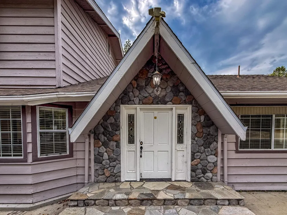 39314 Manzanita Drive Oakhurst, CA 93644