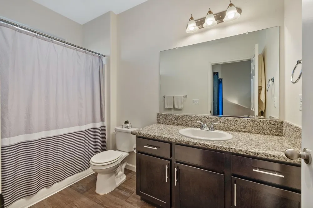 1237 E Orange Street Avenal, CA 93204