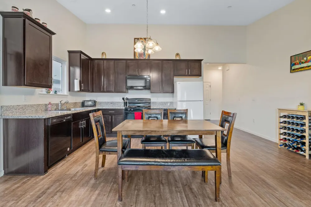 1237 E Orange Street Avenal, CA 93204