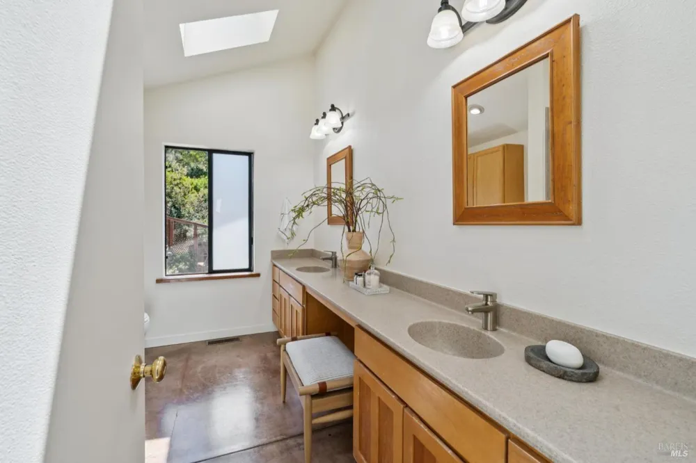 100 Heather Lane Inverness, CA 94937