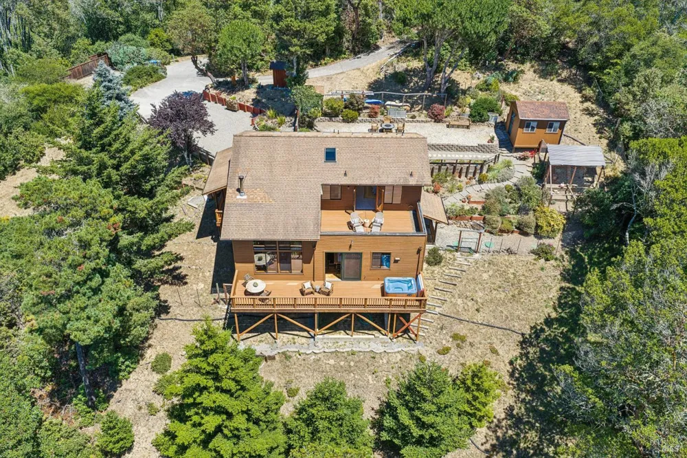 100 Heather Lane Inverness, CA 94937