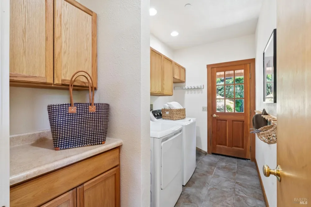 100 Heather Lane Inverness, CA 94937