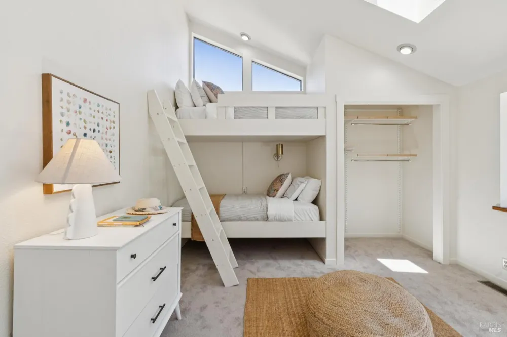 100 Heather Lane Inverness, CA 94937