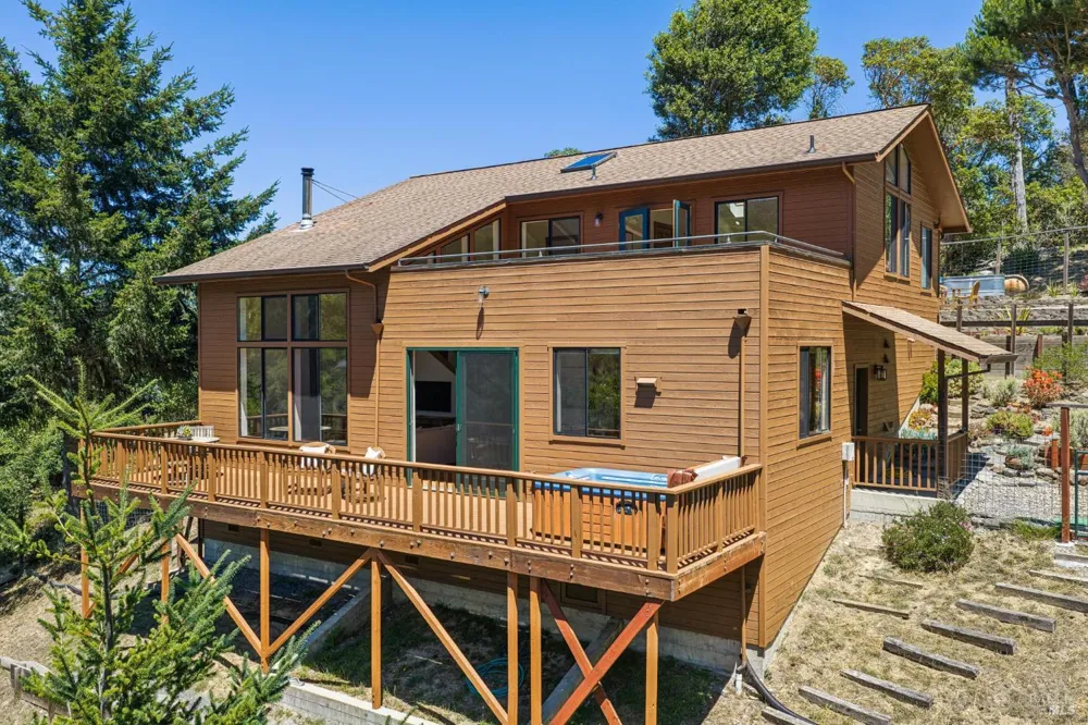 100 Heather Lane Inverness, CA 94937