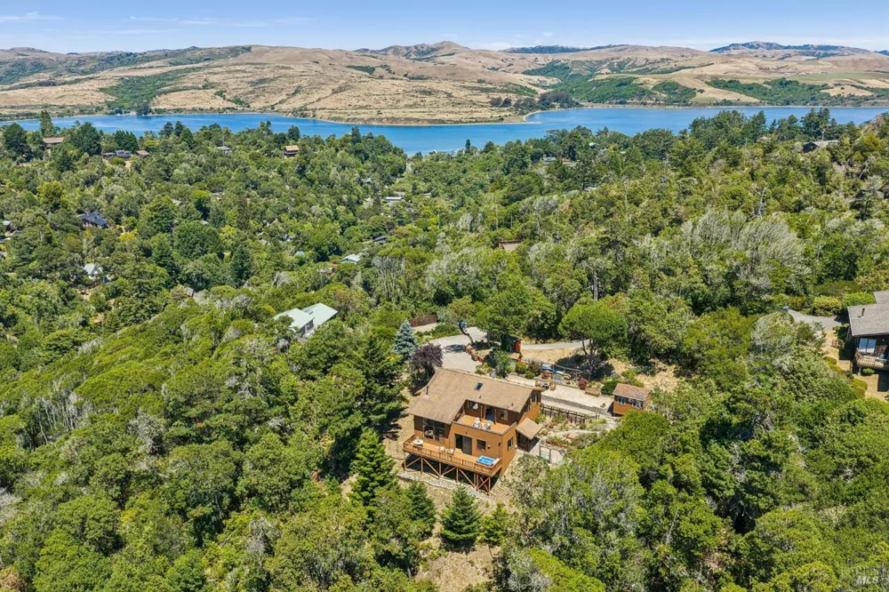 100 Heather Lane Inverness, CA 94937