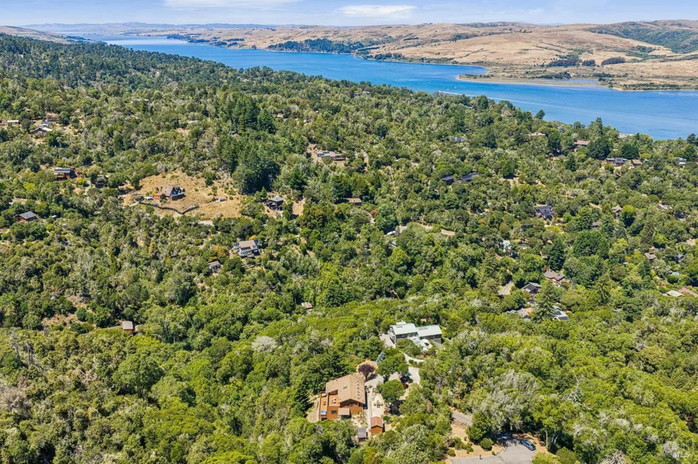 100 Heather Lane Inverness, CA 94937