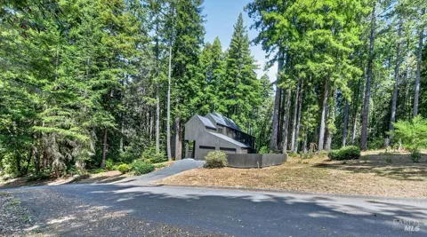 357 Deerfield Road