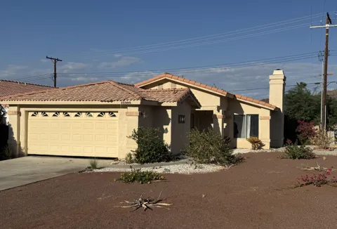 52990 Avenida Obregon