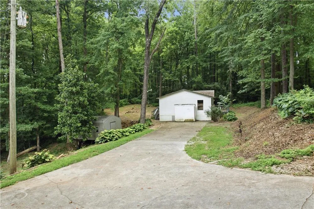 274 Water Plant Road Commerce, GA 30529