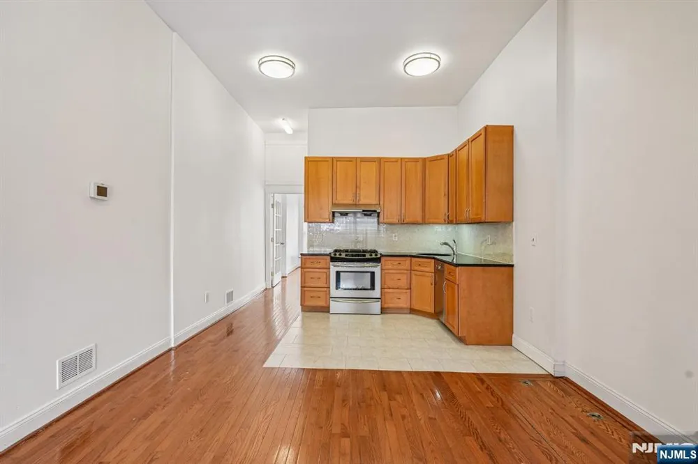 90A Hackensack Plank Road Weehawken, NJ 07086