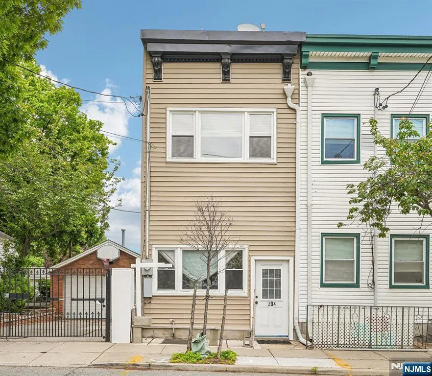 90A Hackensack Plank Road Weehawken, NJ 07086