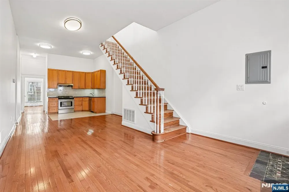 90A Hackensack Plank Road Weehawken, NJ 07086