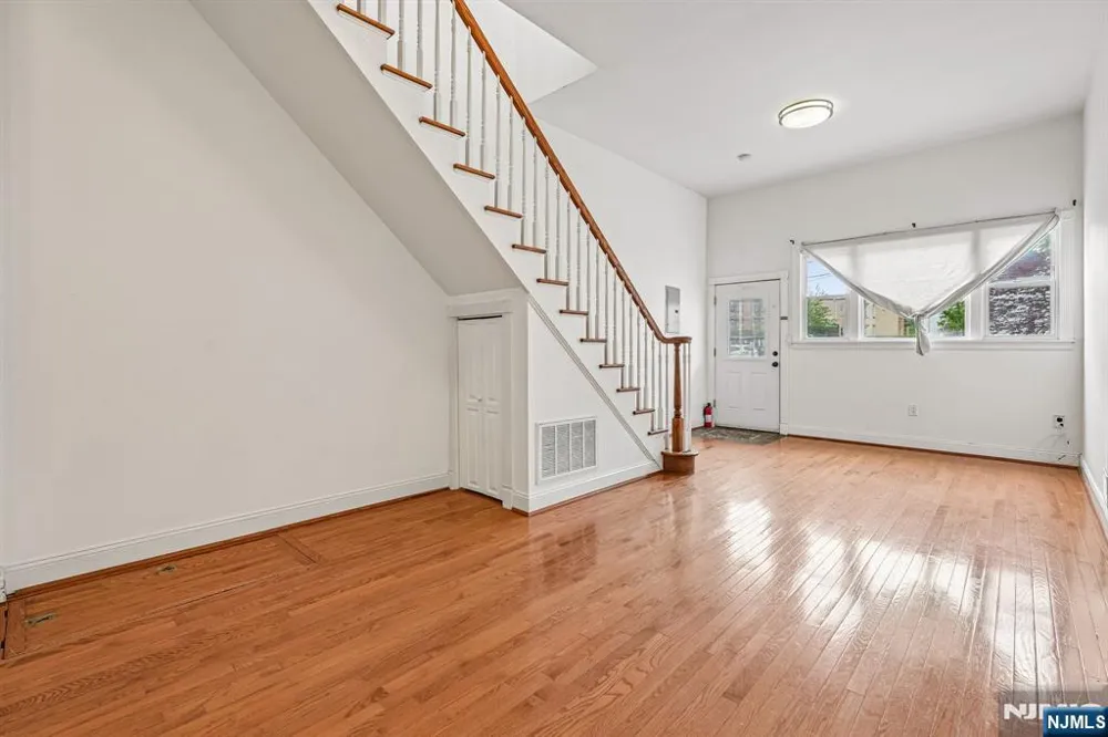90A Hackensack Plank Road Weehawken, NJ 07086