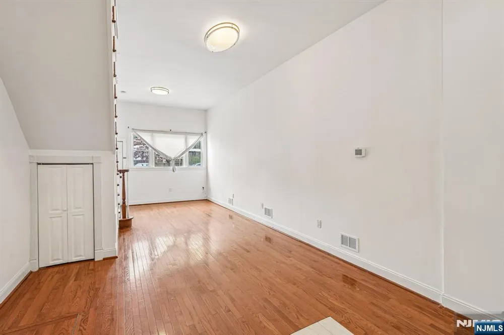 90A Hackensack Plank Road Weehawken, NJ 07086