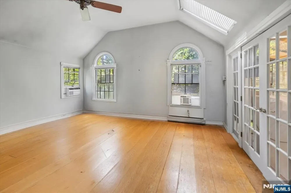 148 Spring Valley Road Montvale, NJ 07645