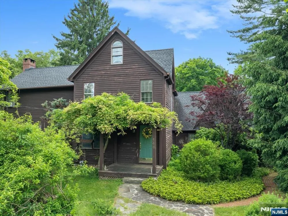 148 Spring Valley Road Montvale, NJ 07645