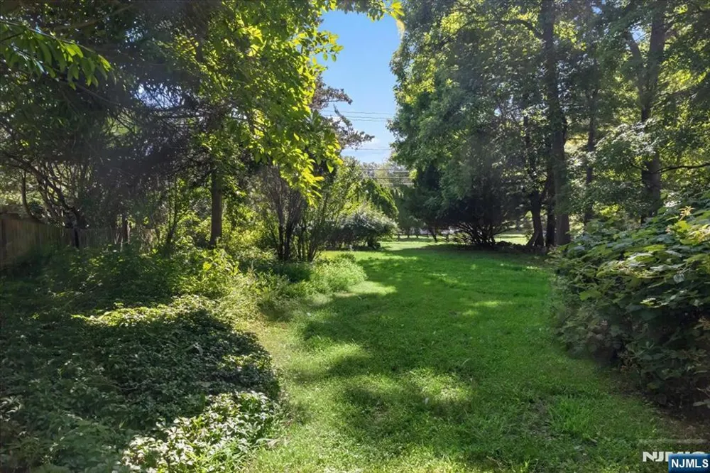 148 Spring Valley Road Montvale, NJ 07645