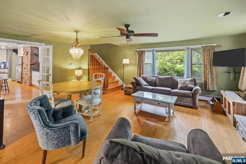 148 Spring Valley Road Montvale, NJ 07645