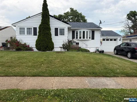 22 Longview Avenue