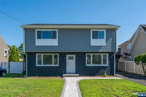 214 Alberta Drive