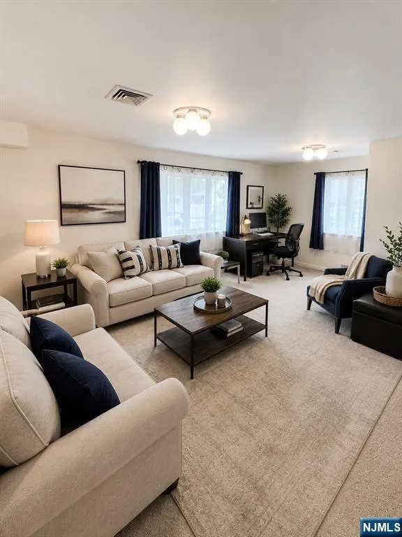 84 Orange Street Woodbridge, NJ 07095